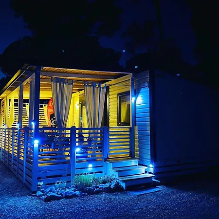 Mendula Ll Mh Camping